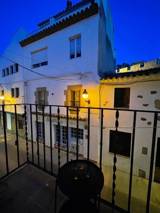 P&R Hostals Maria Rosa Tossa de Mar Exterior photo